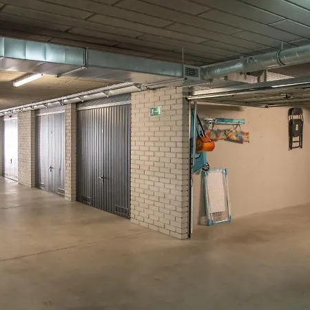 Blizej Morza 56 Z Prywatnym Garazem I Rowerami W Cenie 코워브제크