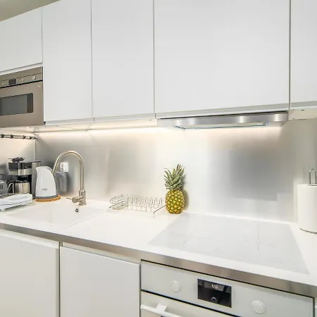 Blizej Morza 56 Z Prywatnym Garazem I Rowerami W Cenie Kołobrzeg